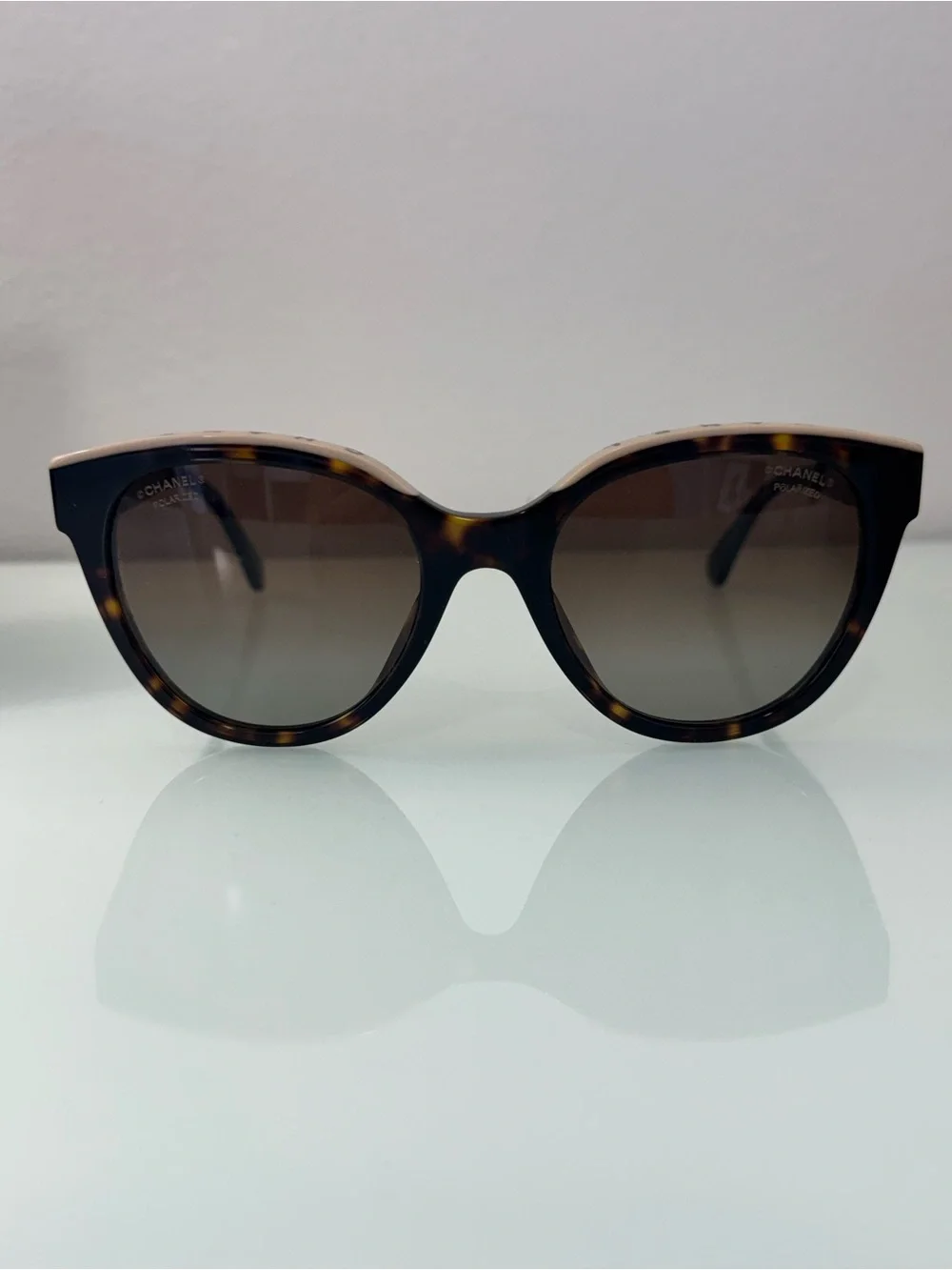 CHANEL Tortoiseshell Cat Eye Sunglasses - Brown Gradient